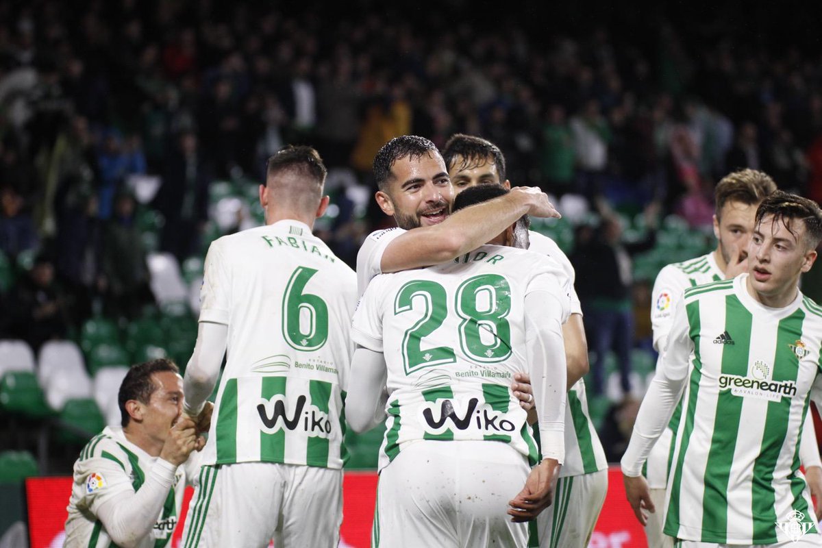 \"Эспаньол\" крупно проиграл \"Бетису\"