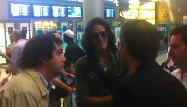 Форвард \"Наполи\" сегодня прилетел в Париж