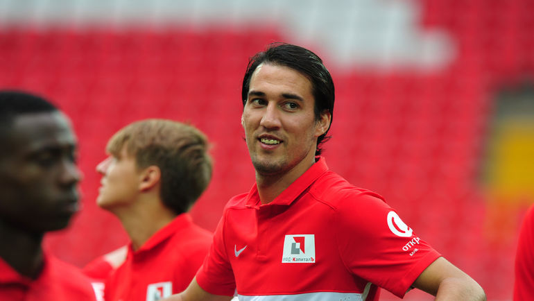 Попов - самый полезный игрок 10-го тура