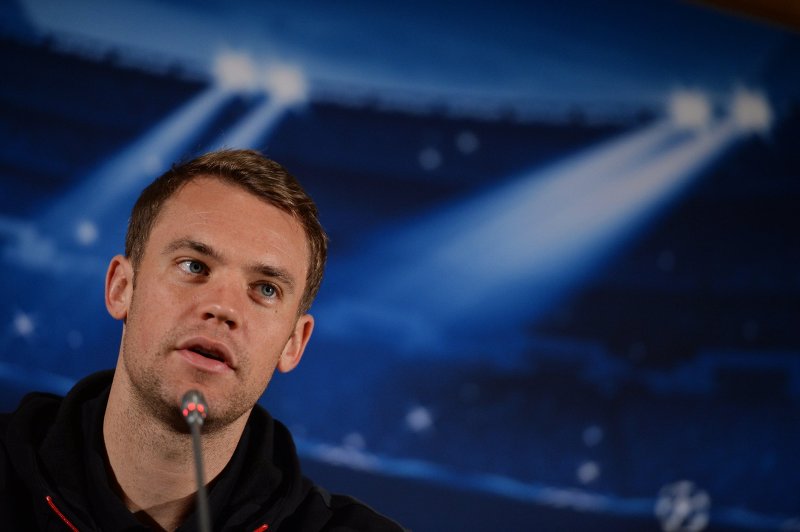 Кан считает, что \"Золотой мяч\" должен выиграть Нойер