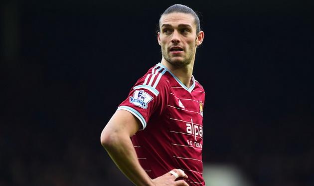 \"Вест Хэм\" не планирует продавать Кэрролла