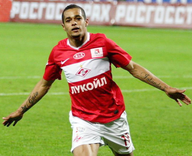 \"Спартак\" объявил об аренде Веллитона в \"Гремио\"