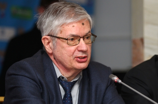Воробьев: необходимо расторгнуть контракт с Капелло