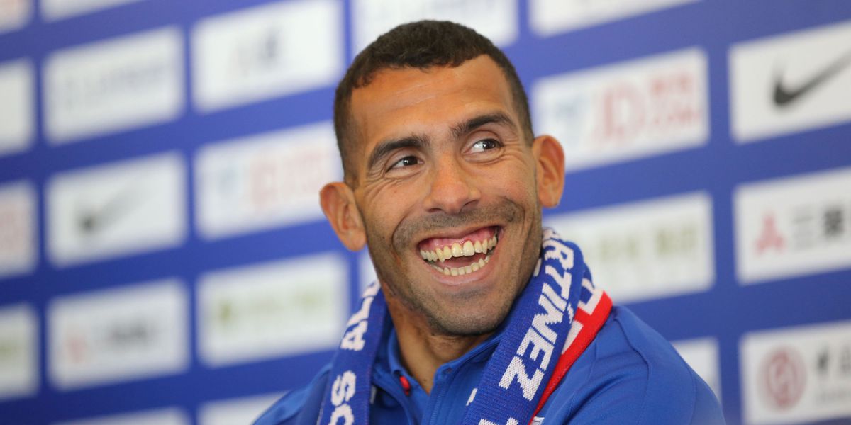 Тевес решил сравнить Роналду и Месси