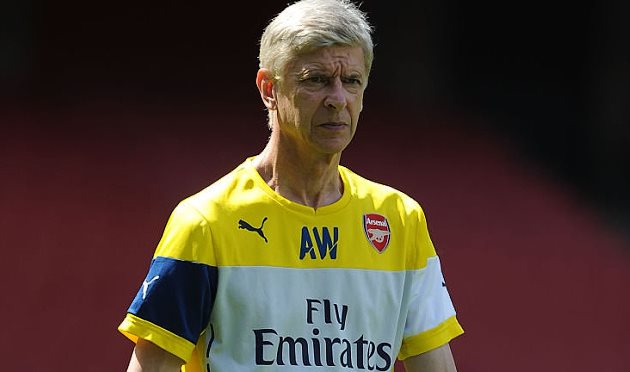 Венгер: мы перестали продавать своих лидеров