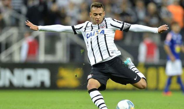 \"Шахтер\" подписал хавбека \"Коринтианса\"