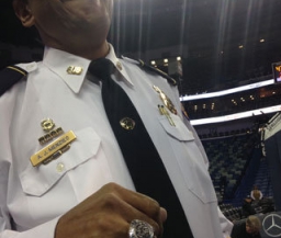 Полицейский рассказал, откуда у него чемпионский перстень НБА