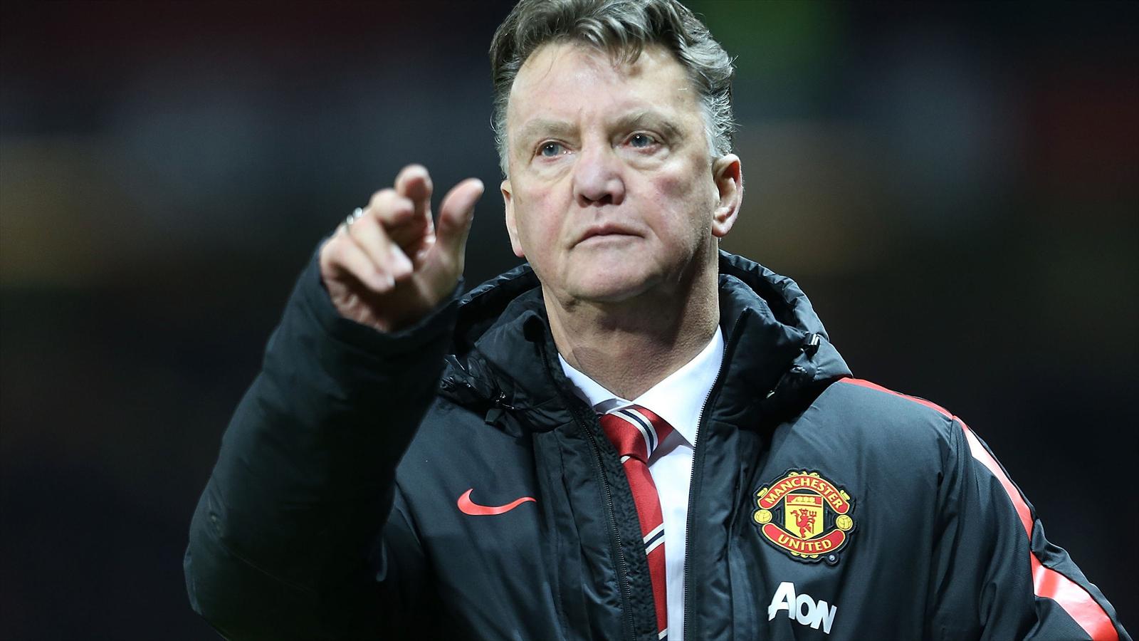 Ван Гал: при схеме 4-4-2 мы играем нервно