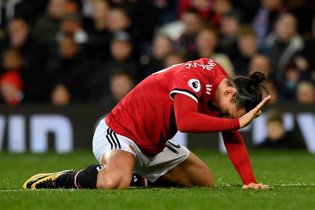 Моуринью объяснил замену Ибрагимовича