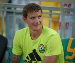 Ташуев рассчитывает на Павлюченко в матче с Амкаром