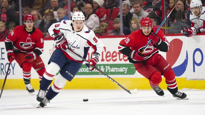 \"Вашингтон\" добыл непростую победу над \"Каролиной\"