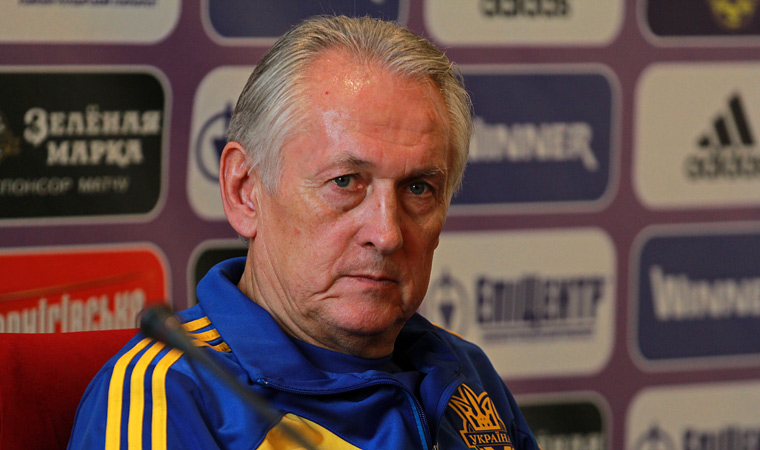 ФФУ продлила контракт с Фоменко