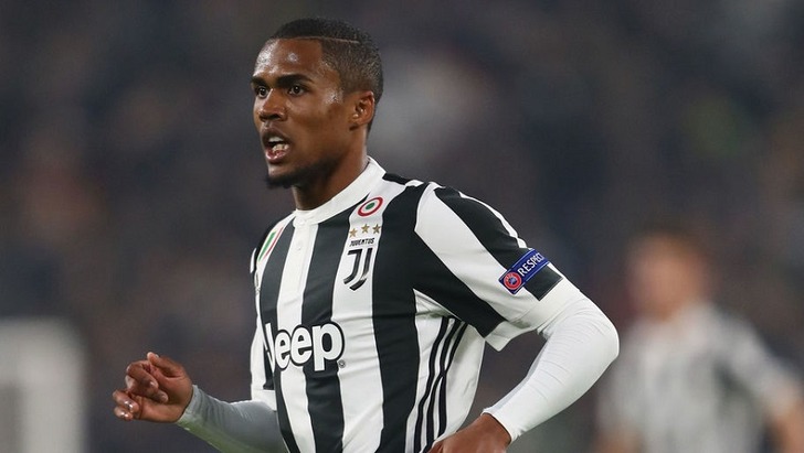 \"Ман Сити\" хочет купить Дугласа Косту