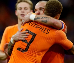 Голландия обыграла Перу благодаря дублю Депая