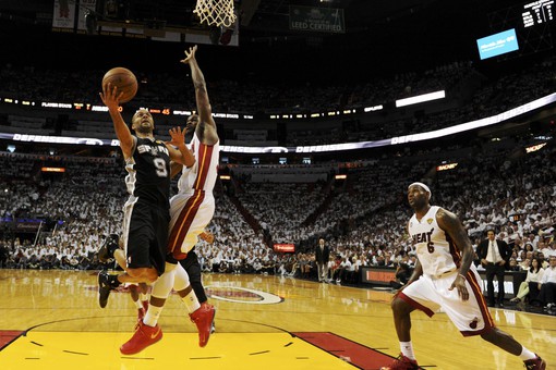 НБА: \"Сперс\" выиграл первый финальный матч НБА-2012/2013