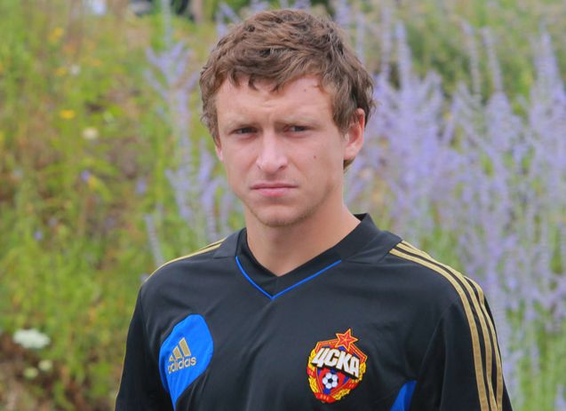 Хавбек ЦСКА Мамаев перешел в состав \"быков\"