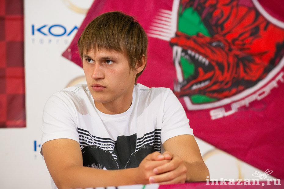 \"Зенит\" объявил о переходе Рязанцева