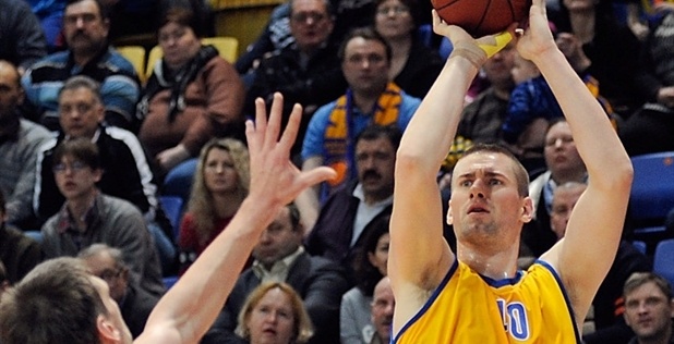 Баскетболисты \"Химок\" разгромили \"Бешикташ\" в Топ-16 Евролиги