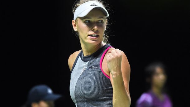 Возняцки вышла в 1/4 финала турнира в Пекине