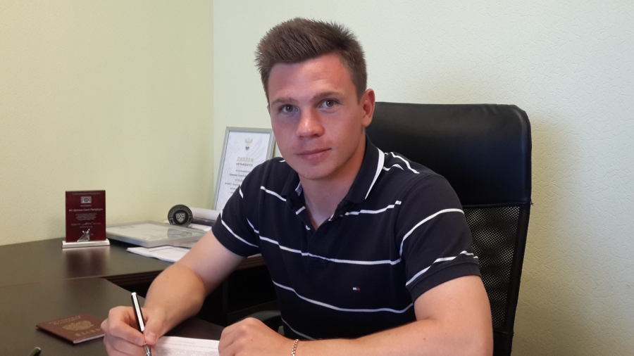 Костин стремится сыграть против \"Зенита\"