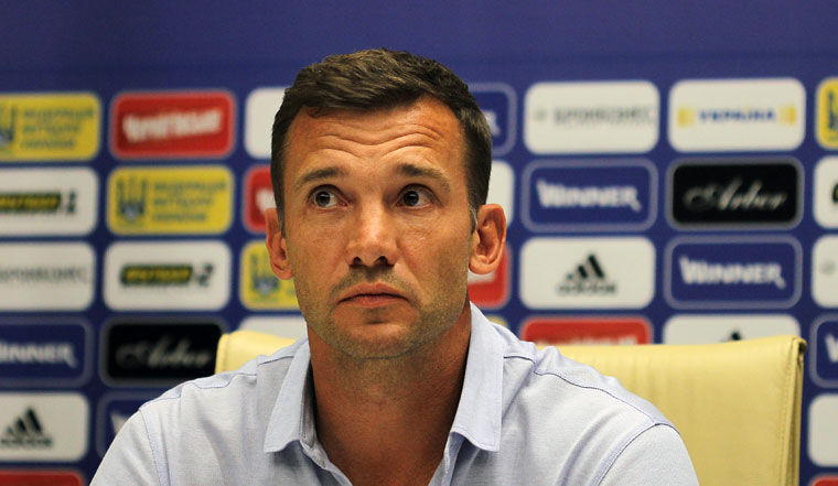 Шевченко рассказал, как \"присадил\" игроков \"Милана\" на сало