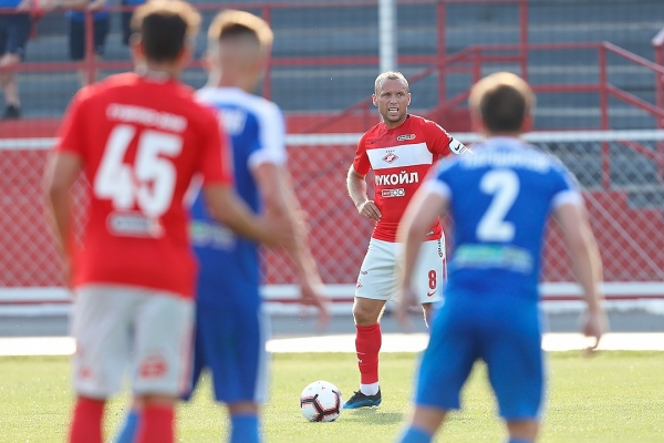 \"Спартак\" обыграл \"Сочи\" в товарищеском поединке