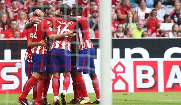 \"Атлетико\" не без проблем одолел \"Наполи\"