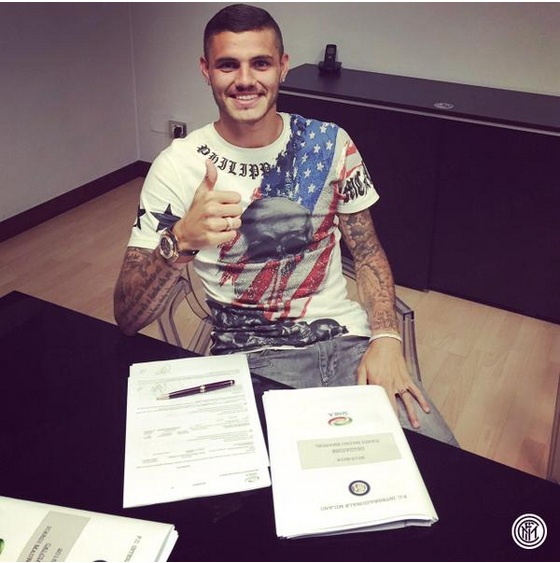 Официально: Икарди продлил контракт с \"Интером\"