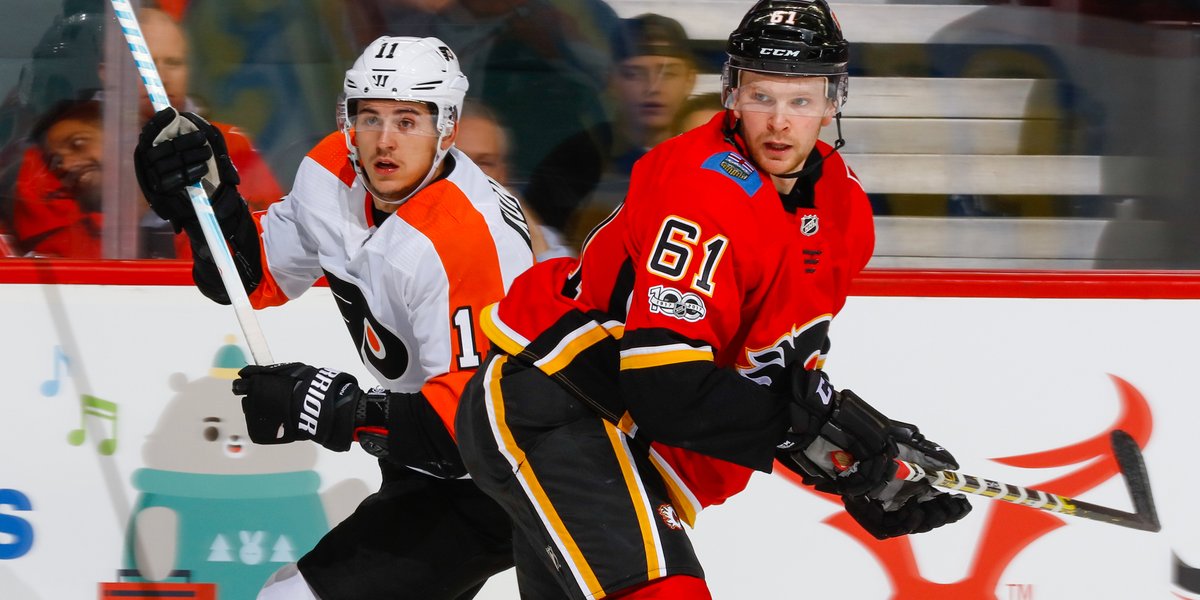 \"Калгари\" у себя дома проиграл \"Филадельфии\"