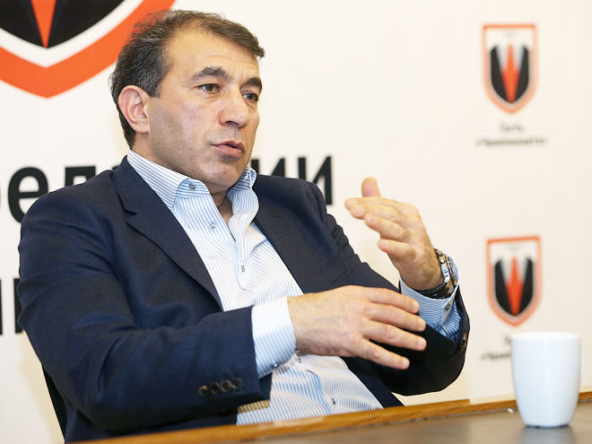 Рахимов планирует серьезно обновить состав \"Терека\"