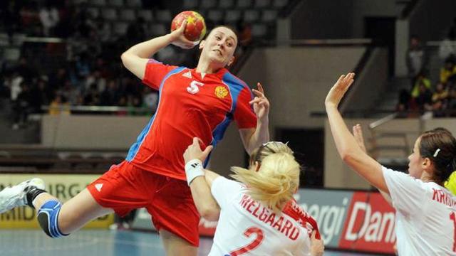 Гандбол. Россиянки уверенно обыграли Венгрию