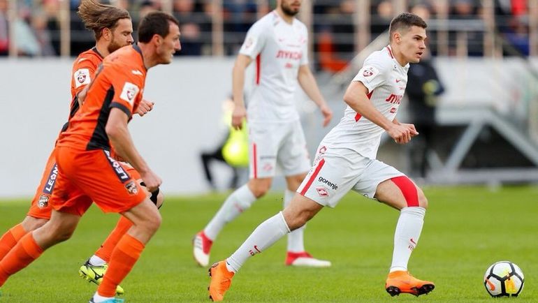 \"Спартак\" на выезде уступил \"Уралу\"