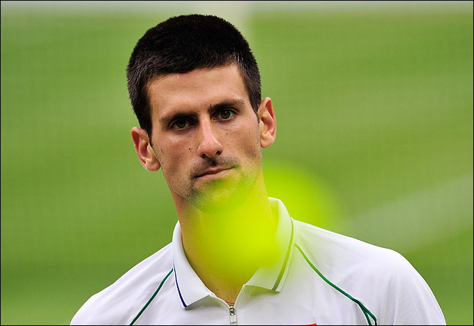 Джокович сенсационно уступил Томичу