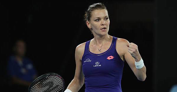 Радваньска обыграла Конту в Сиднее