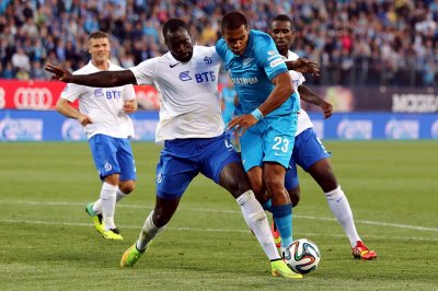 \"Динамо\" и \"Зенит\" разыграли ничью