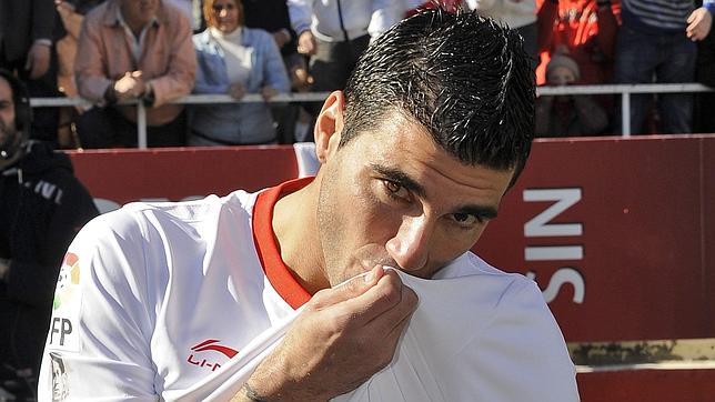 Экс-игрока \"Арсенала\" зовут в Катар