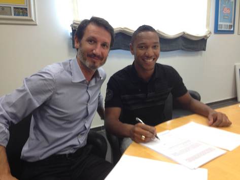 Де Гузман подписал контракт с \"Наполи\"