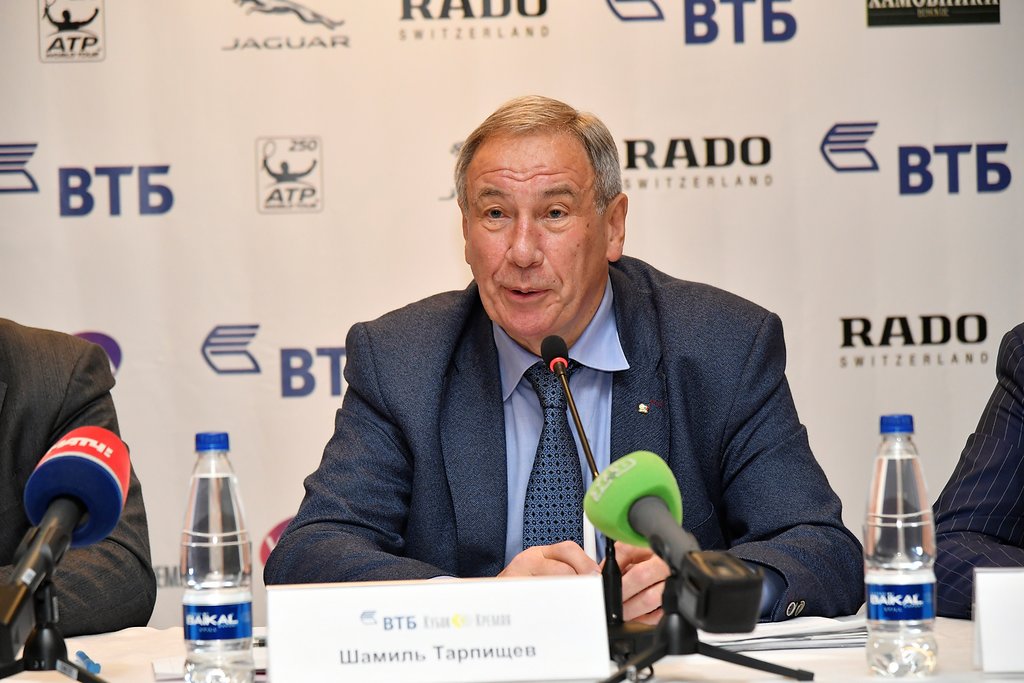 Тарпищев советует посетить \"ВТБ Кубок Кремля\" из-за Кузнецовой