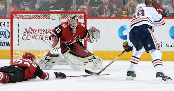 \"Аризона\" проиграла на своем льду \"Эдмонтону\"