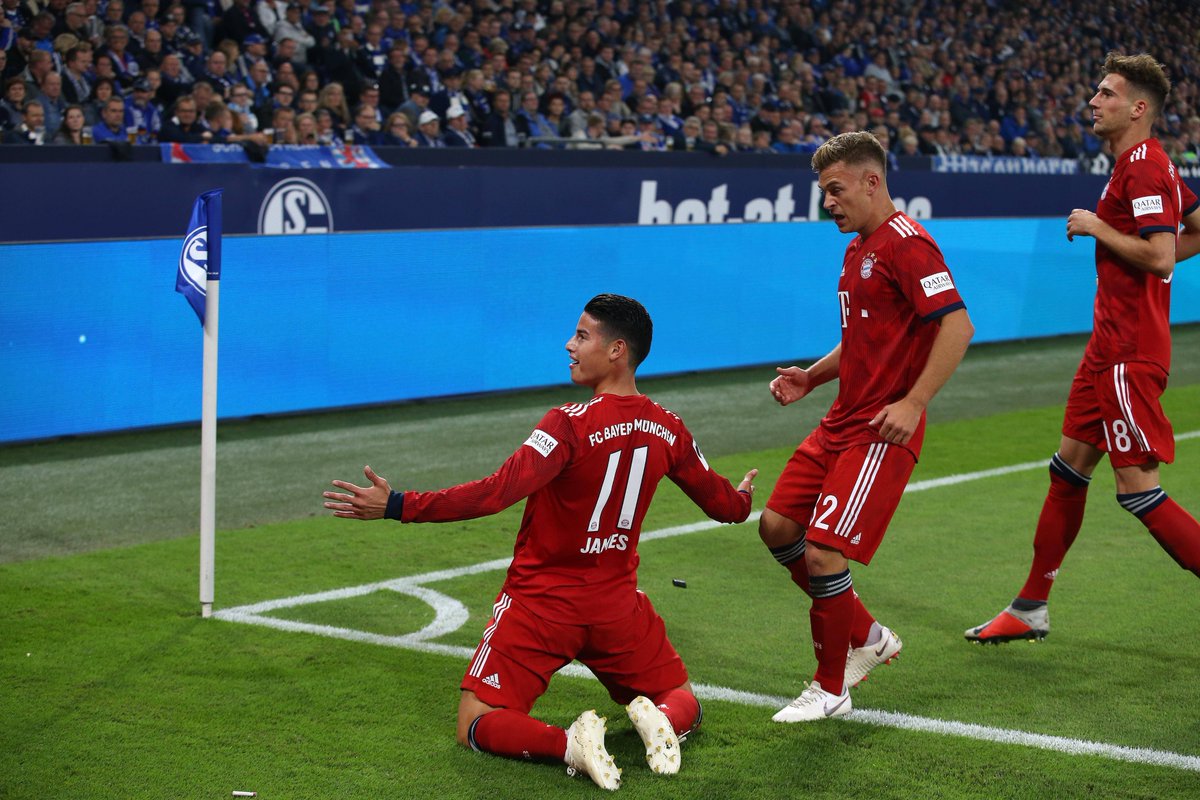 \"Бавария\" на классе разобралась с \"Шальке\"