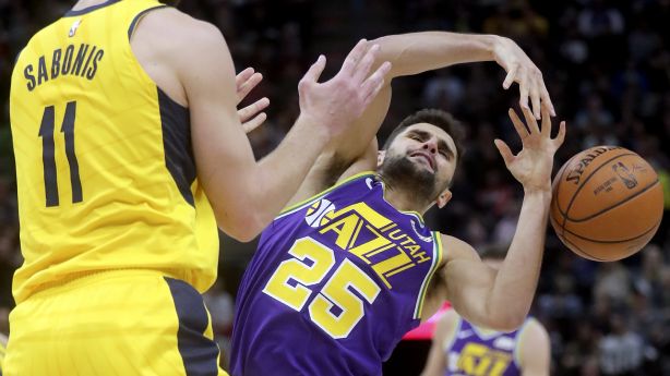 \"Индианы Пэйсерс\" разгромила \"Юту Джаз\"