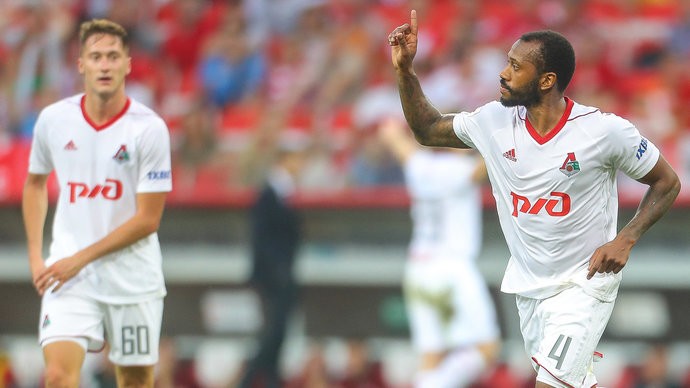 \"Бешикташ\" хочет вернуть себе Фернандеша