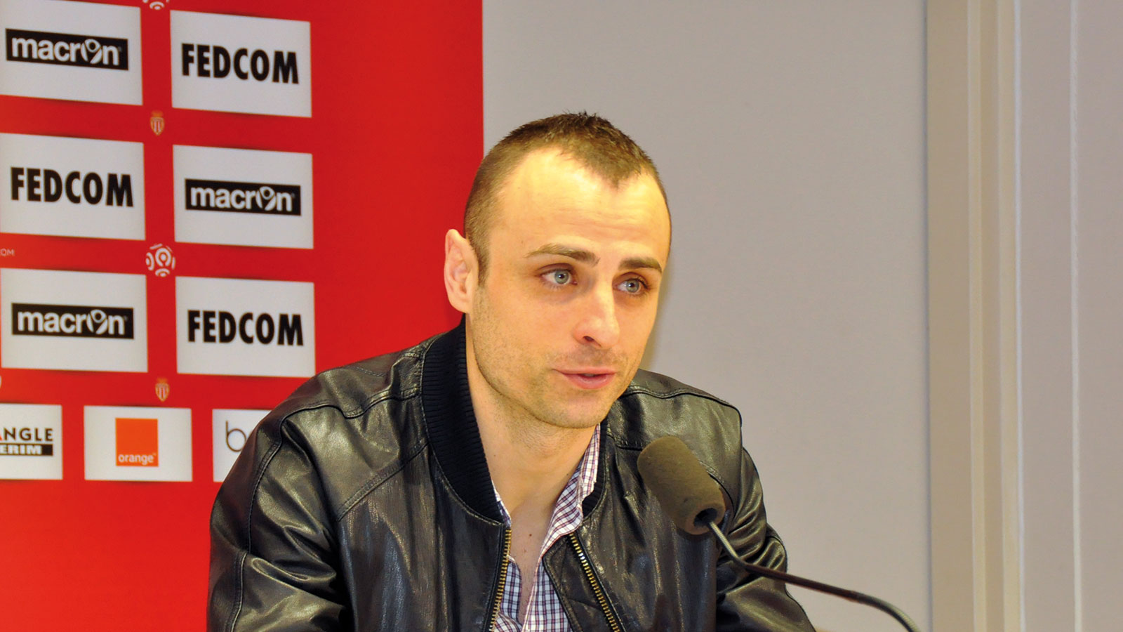 ПАОК подписал Бербатова