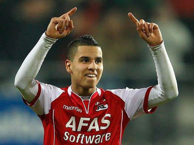 Скауты \"Челси\"  \"взяли на карандаш\" хавбека ПСВ