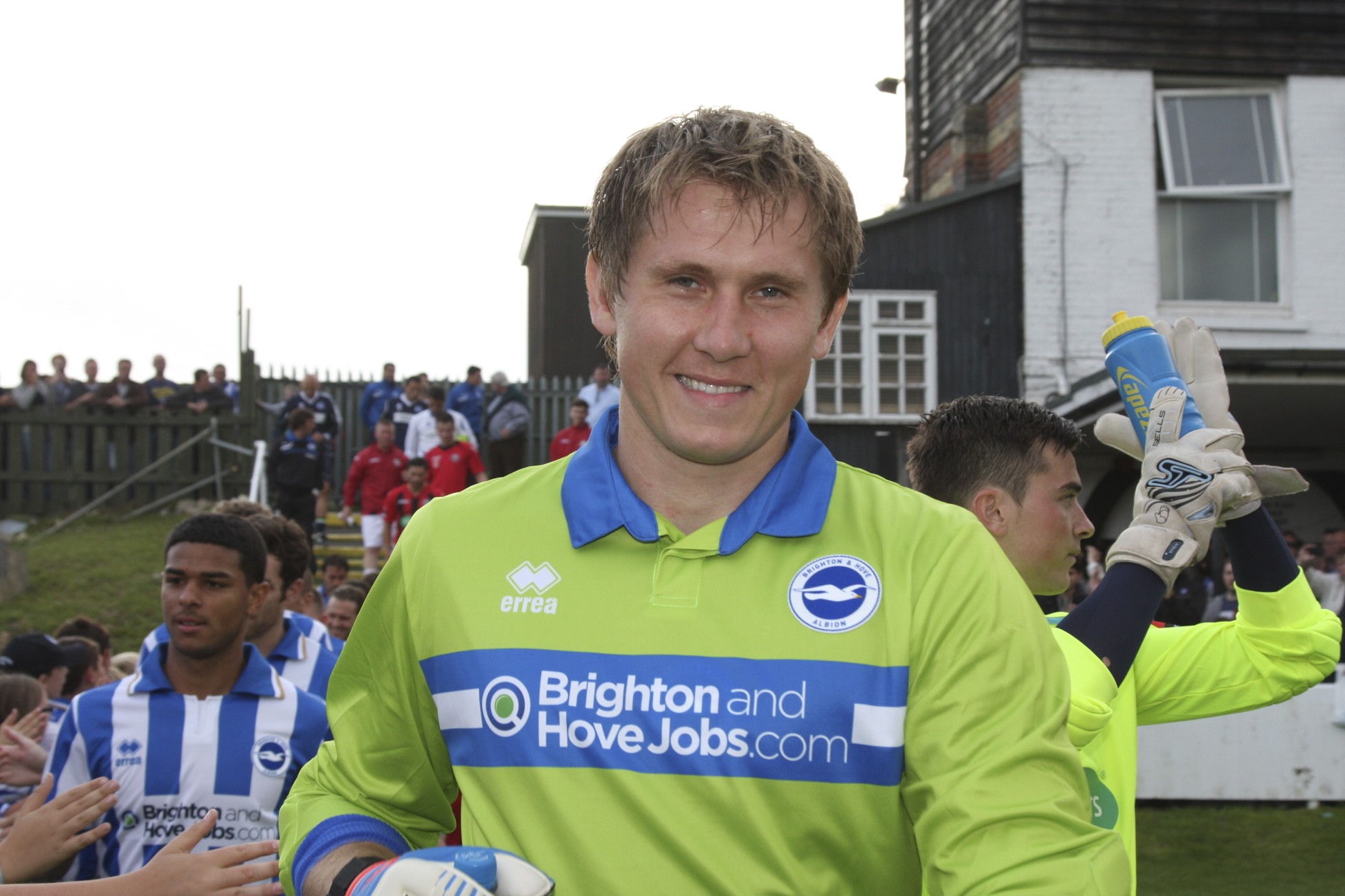 \"Бавария\" хочет подписать контракт с экс-голкипером \"МЮ\"