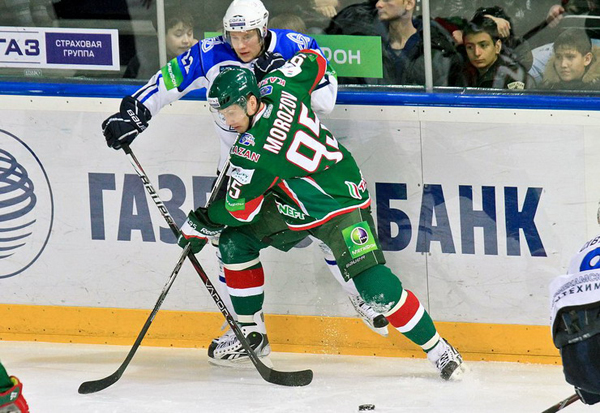 \"Ак Барс\" переиграл \"Нефтехимик\"