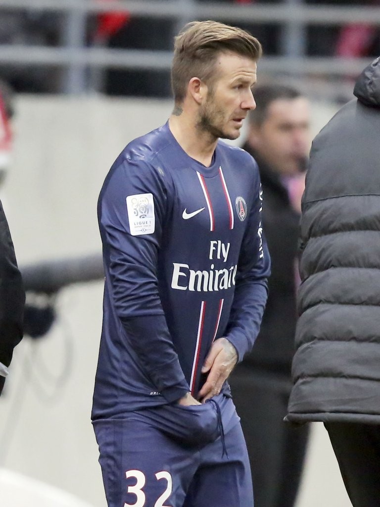 Лизаразю осудил поездку Бекхэма в Китай