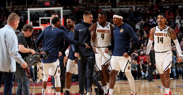 \"Денвер\" дожал \"Чикаго\" в овертайме