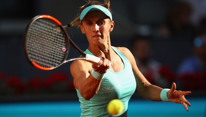 Цуренко разгромно уступила Мартич