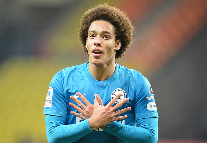 Витсель хочет \"МЮ\"